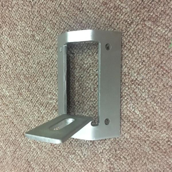 Abrazaderas para soportes solares de techo