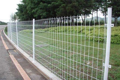 Valla metálica solar Panel solar fotovoltaico Valla de malla de alambre de acero para granja